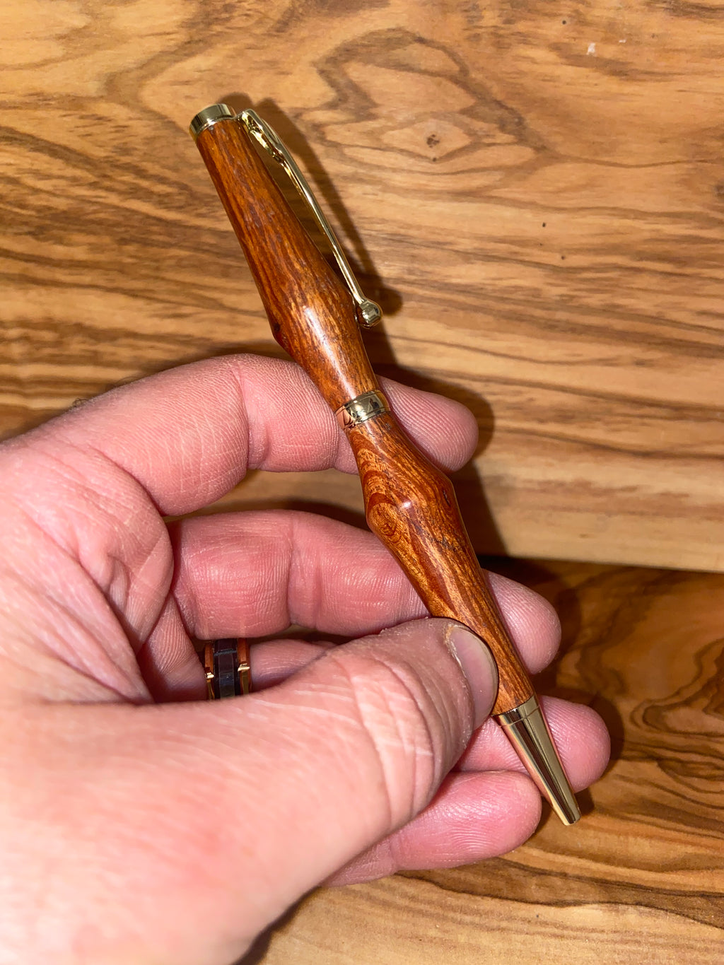 Sheoak Slim Twist Pen