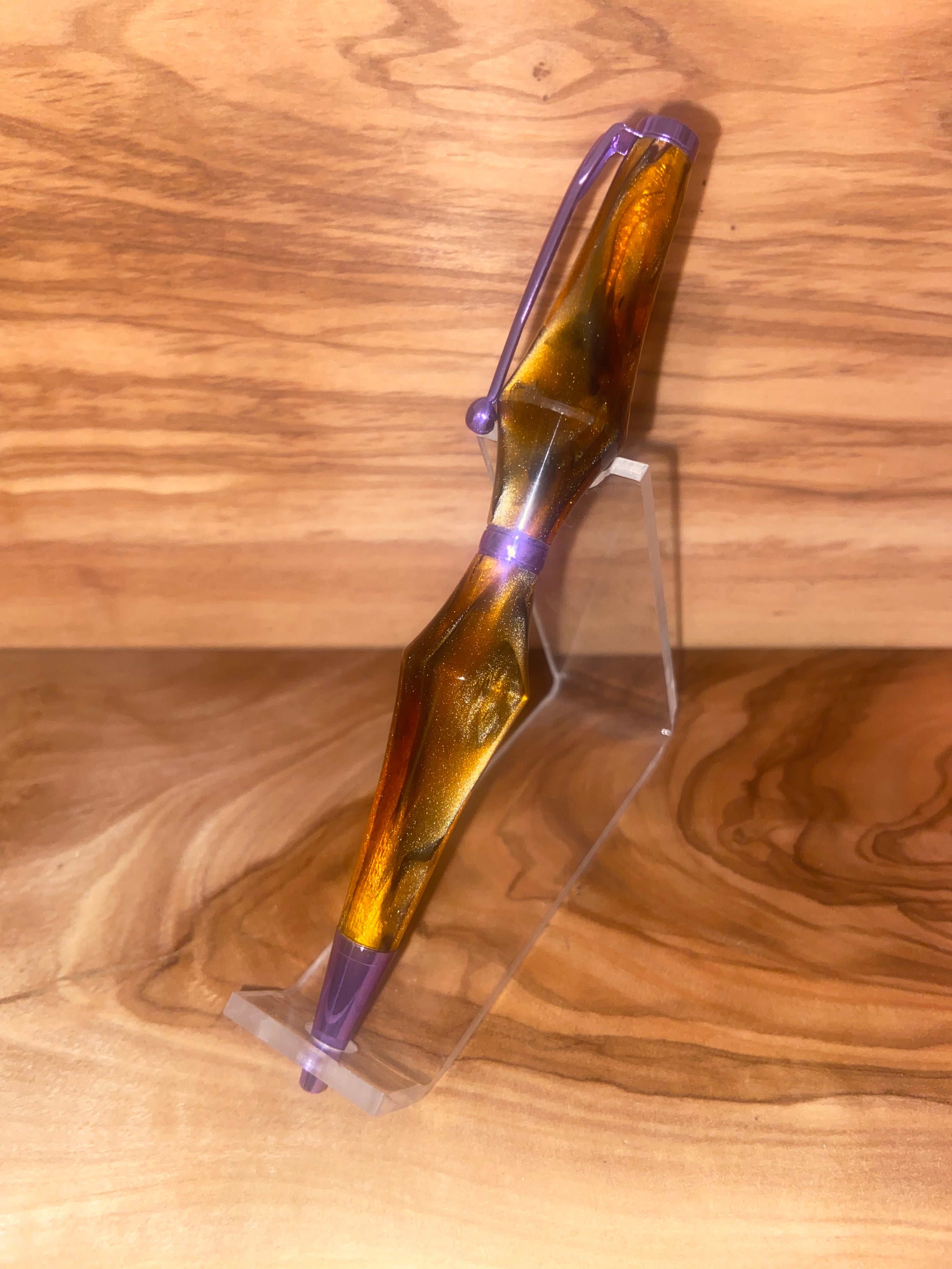 Honey Lavender Slim Twist Pen
