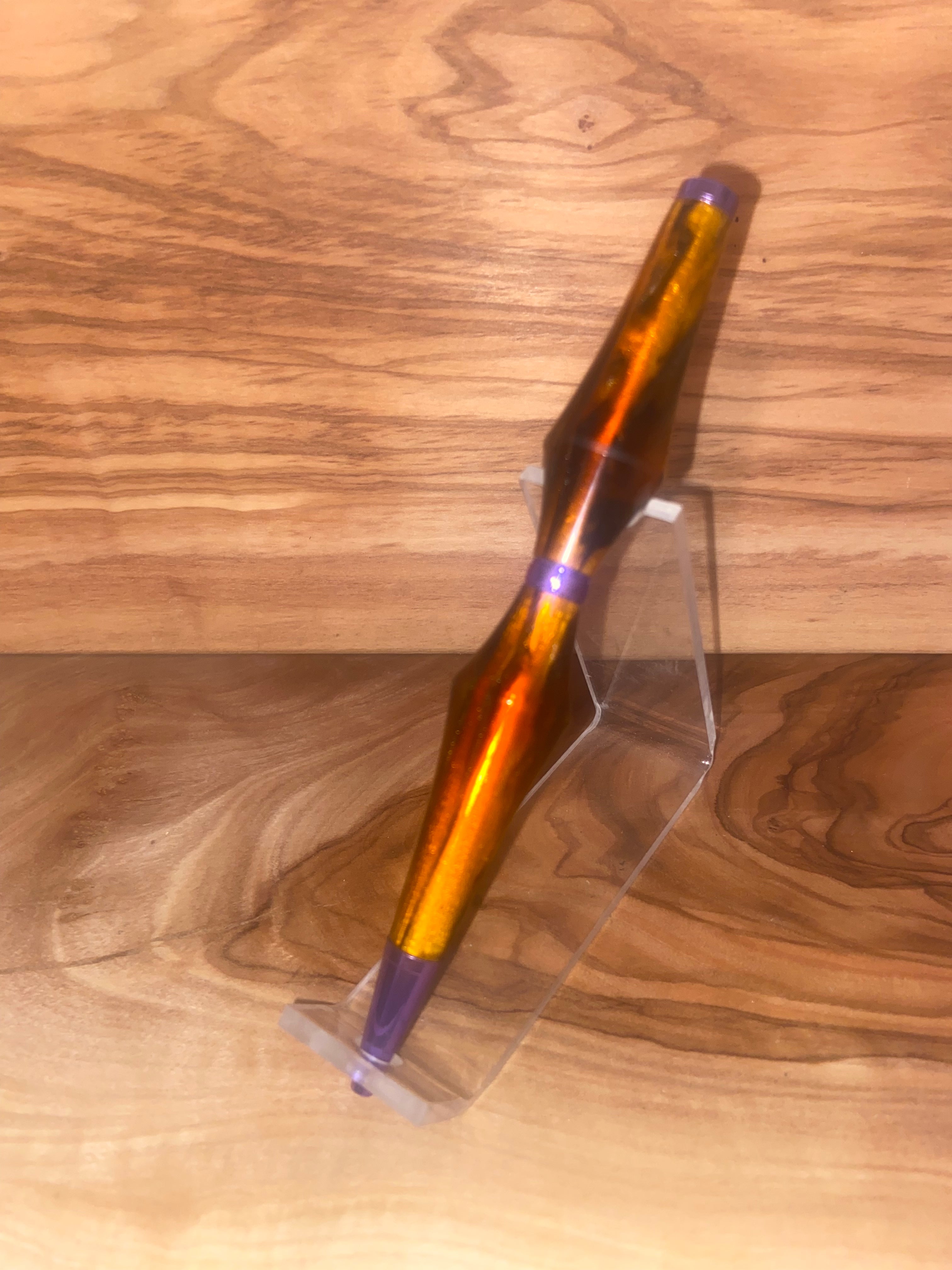Honey Lavender Slim Twist Pen