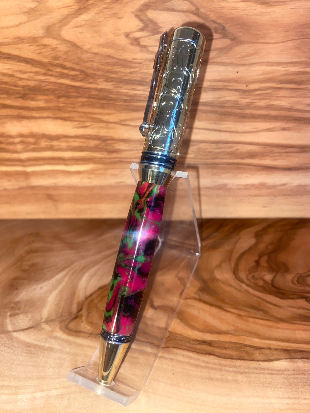 Cursed Gold/Chrome Ghost Twist Pen