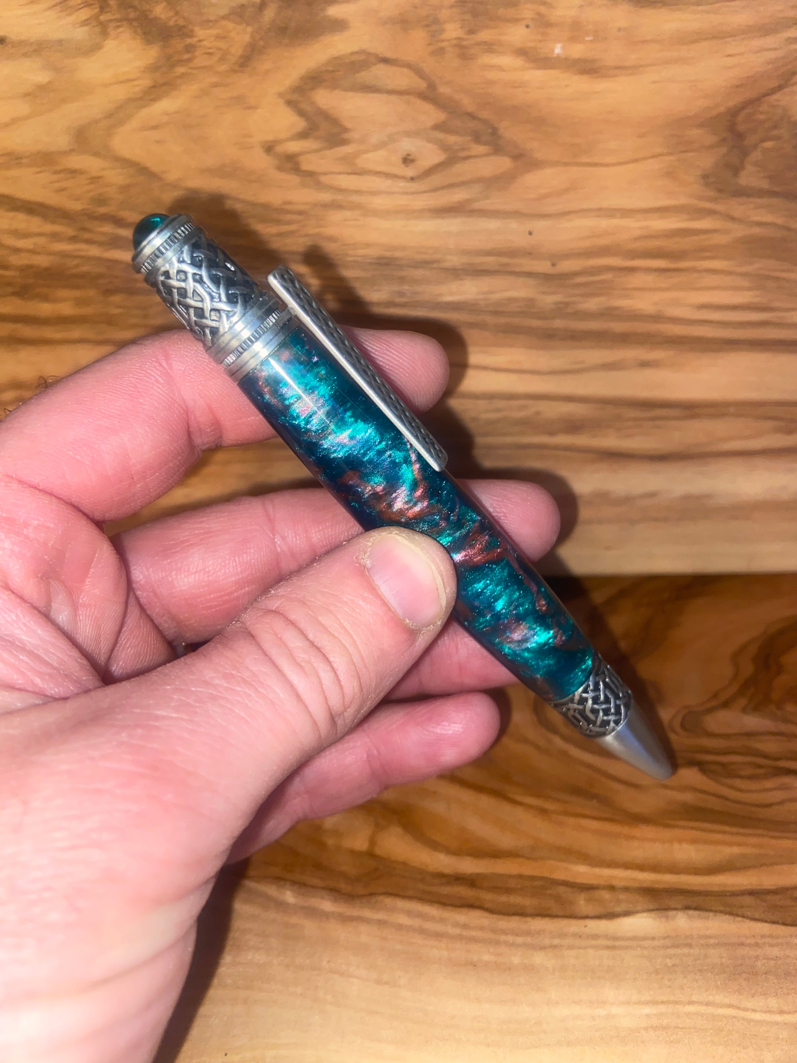 Banshee Celtic Twist Pen
