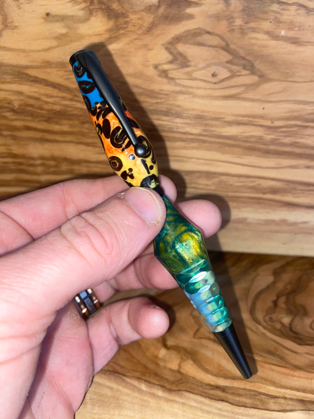 Solarium Slim Twist Pen