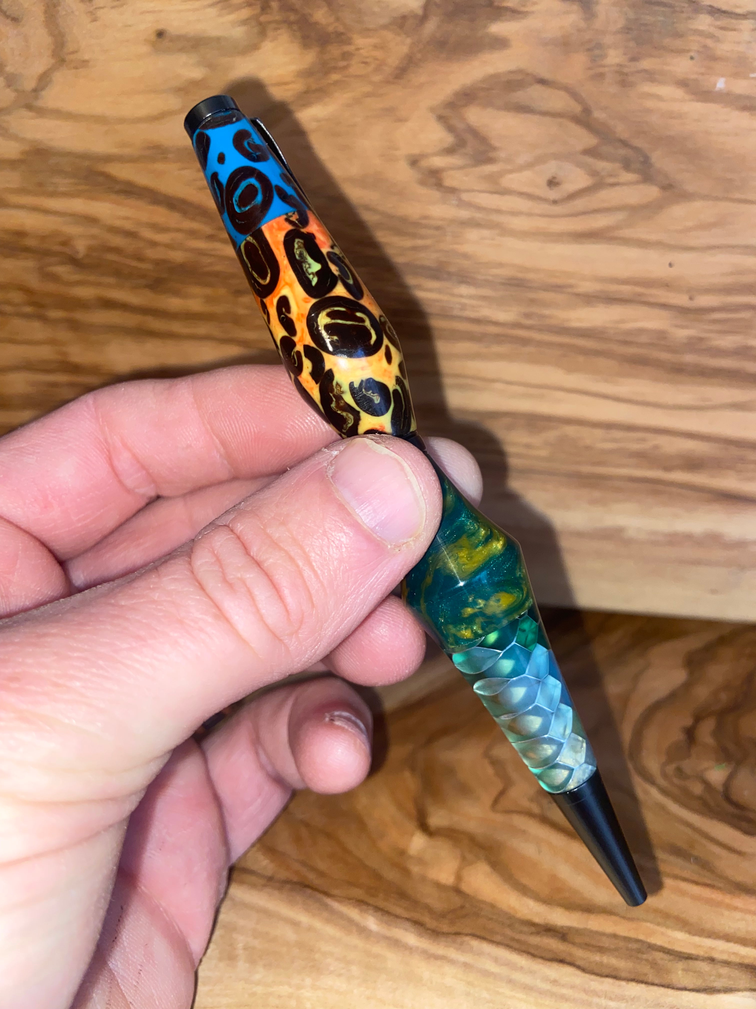 Solarium Slim Twist Pen