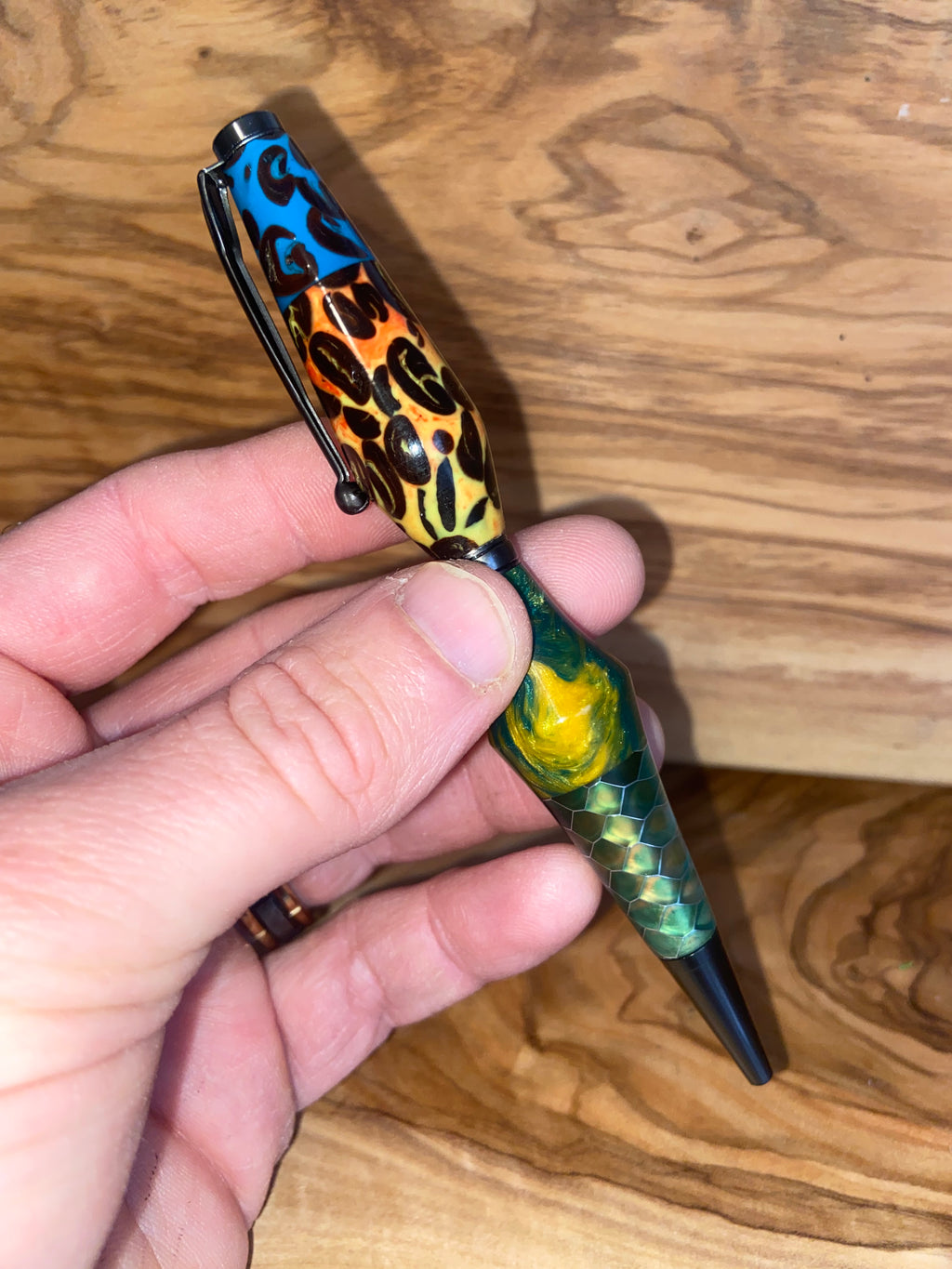 Solarium Slim Twist Pen